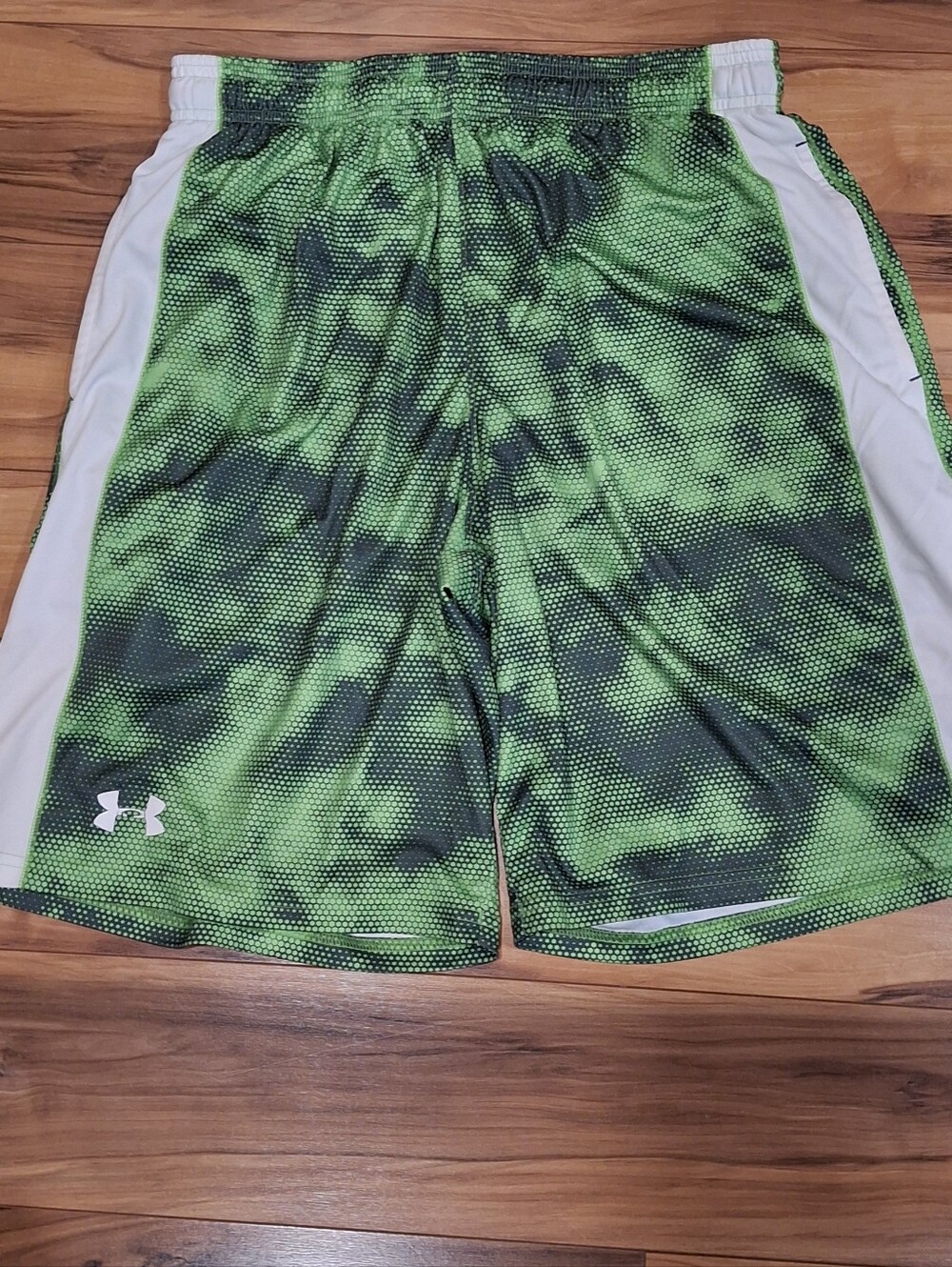 Under Armour Men's Neon Green and Gray Training Shorts Mens Size Medium